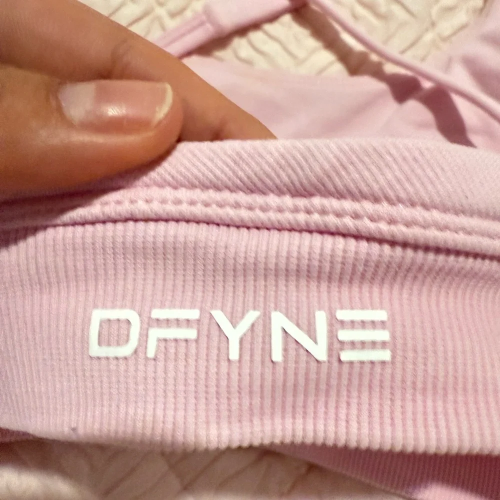 DFYNE Blush Pink Sports Bra - Picture 2 of 3